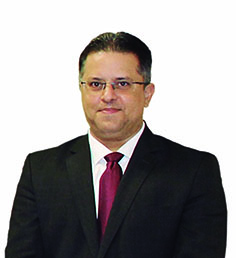 Dr. Fábio Cantizani Gomes